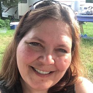 Meet your Posher, Lorraine